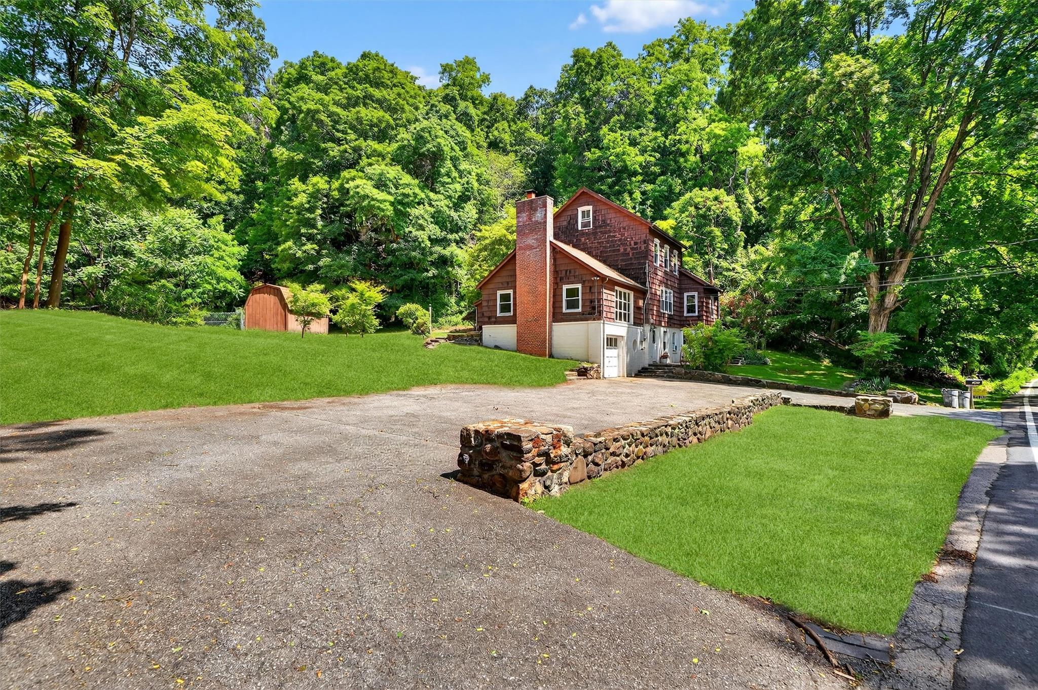 Property Photo: 285 Grand Street NY 10520