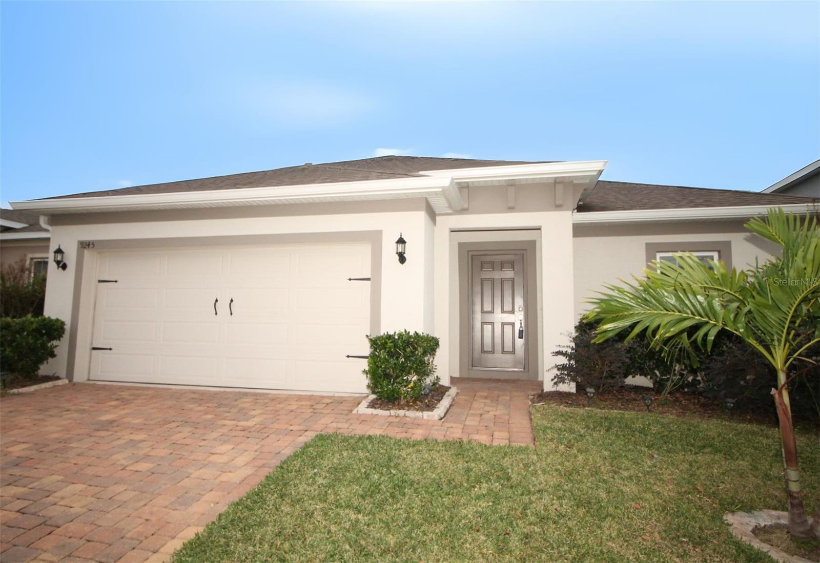Property Photo: 9245 Halsey Drive FL 34736