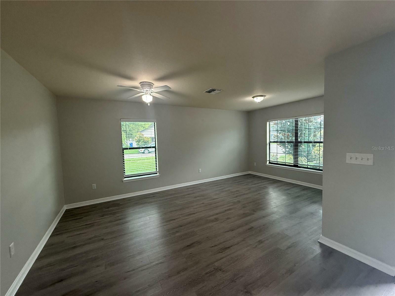 Property Photo: 14458 Alistar Manor Drive FL 33598