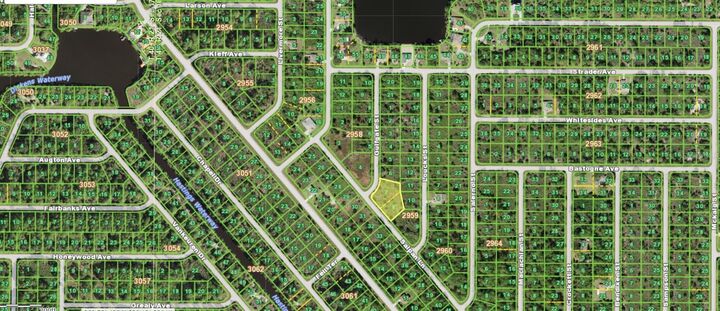 Property Photo:  2124 Saipan Lane  FL 33953 