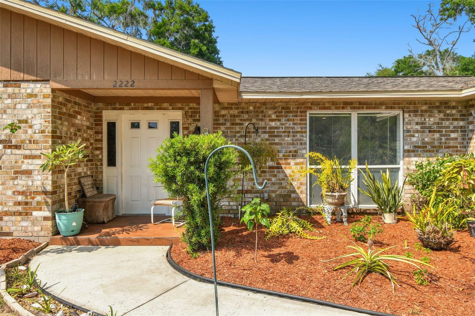 Property Photo: 2222 Arch McDonald Drive FL 33527