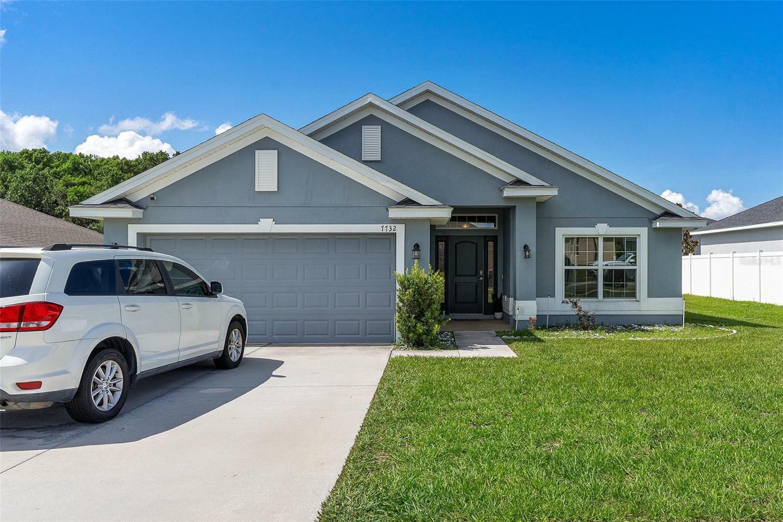 Property Photo:  7732 Sloewood Drive  FL 34748 