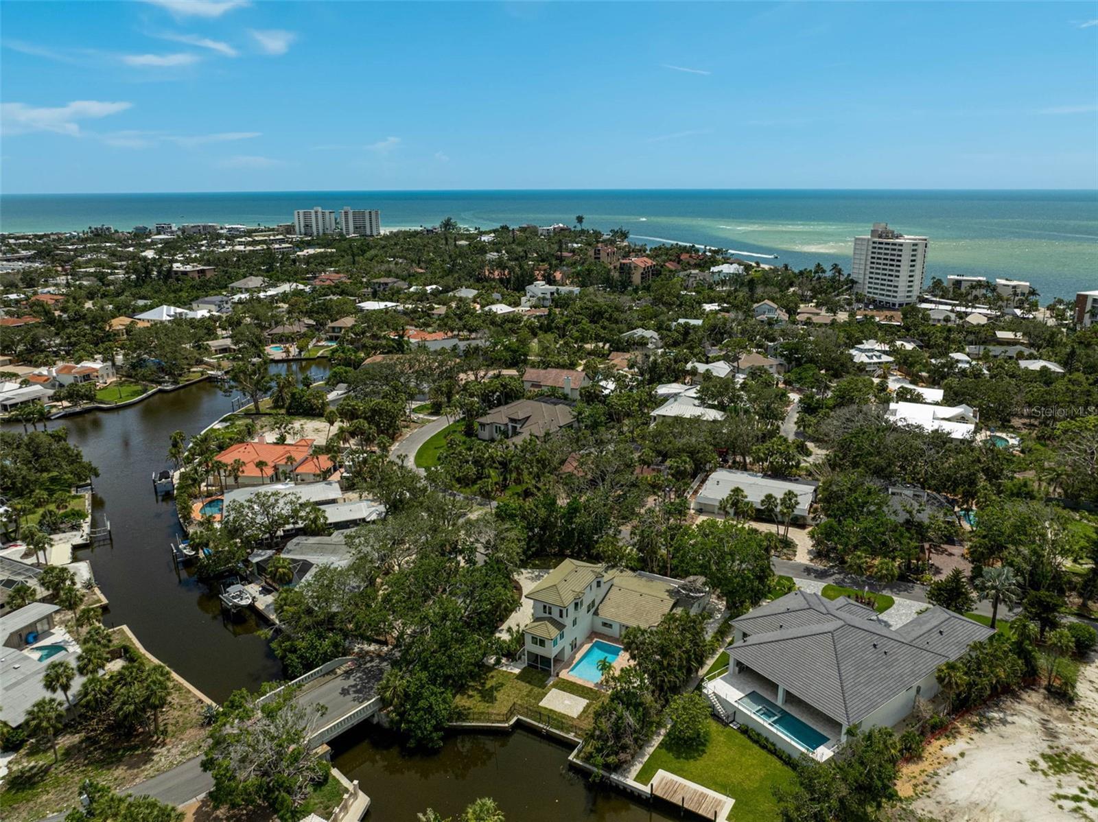 Property Photo: 4831 Primrose Path FL 34242