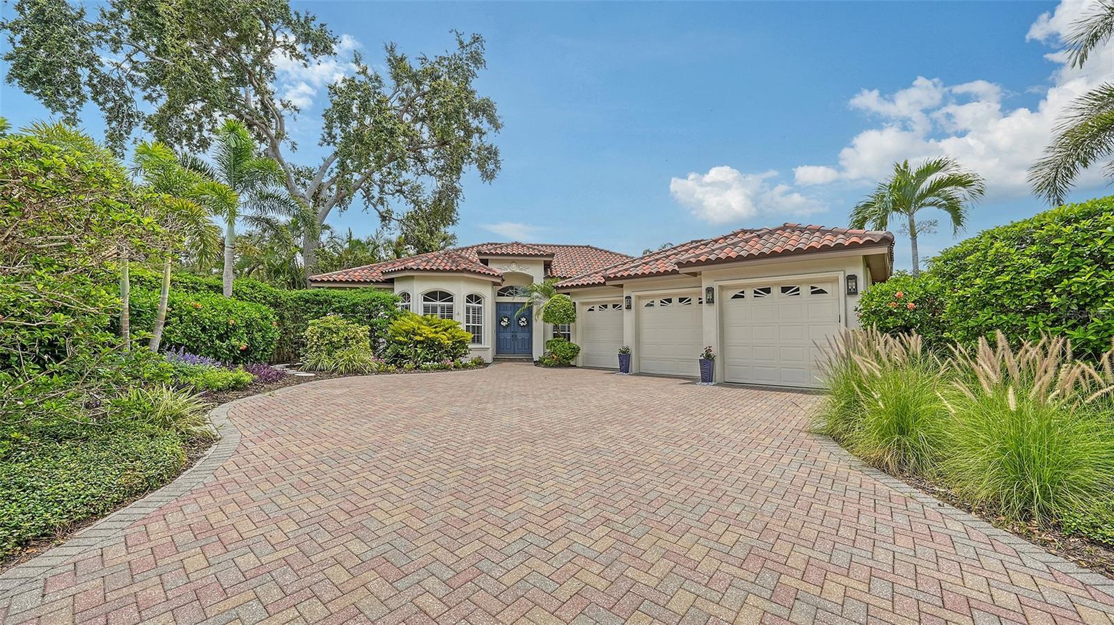 Property Photo: 1864 Goldenrod Street FL 34239