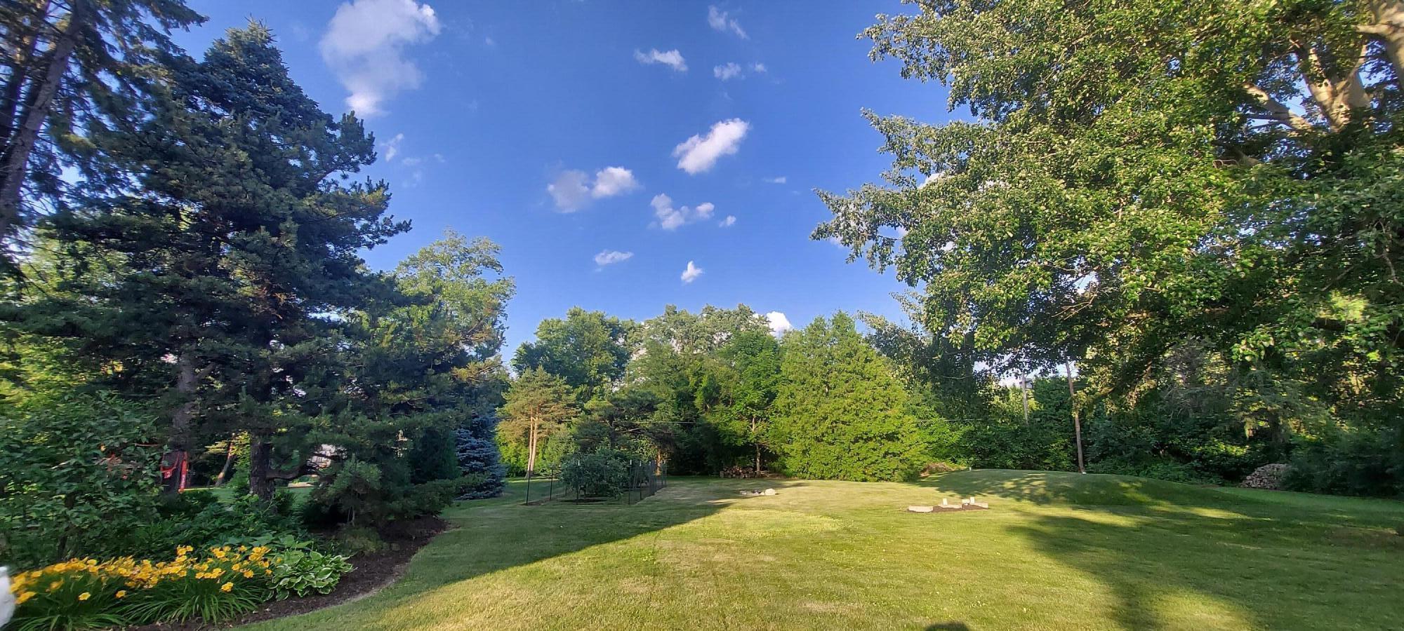 Property Photo: 730 Maplewood Ln WI 53012