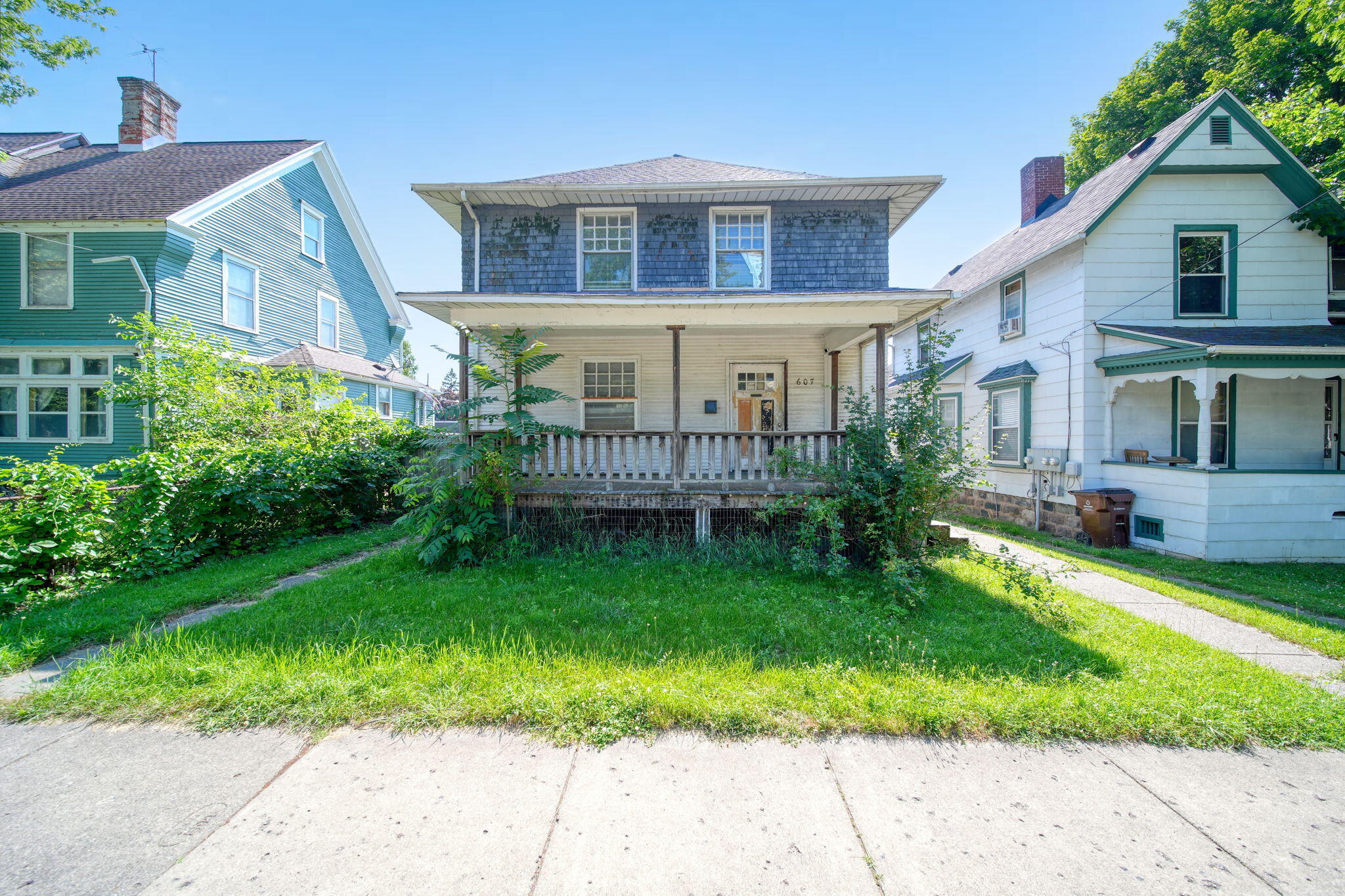 Property Photo: 607 1st Street MI 49203