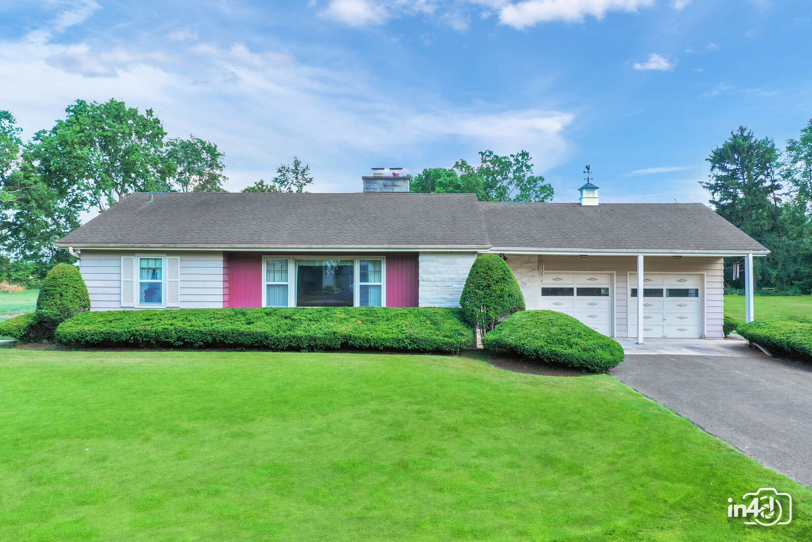 Property Photo:  74 Wilmette Drive  IL 60543 