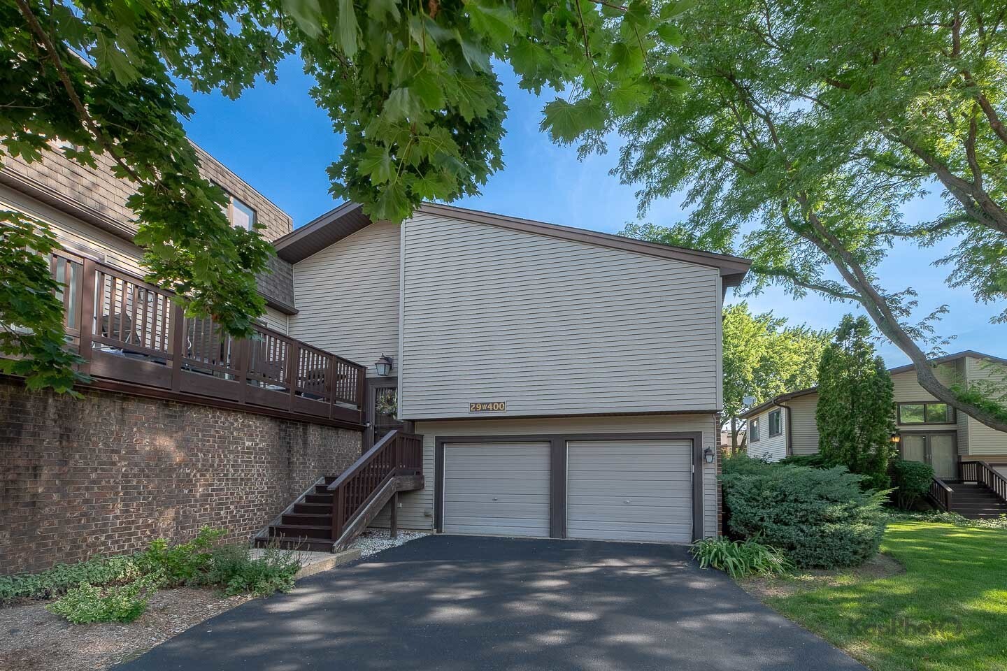Property Photo: 29W400 Thornwood Lane IL 60555