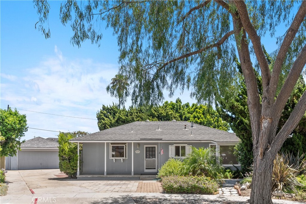 Property Photo:  1920 Faust Avenue  CA 90815 