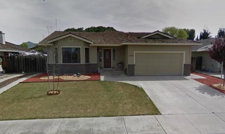 1031 Trinity Drive  Hollister CA 95023 photo