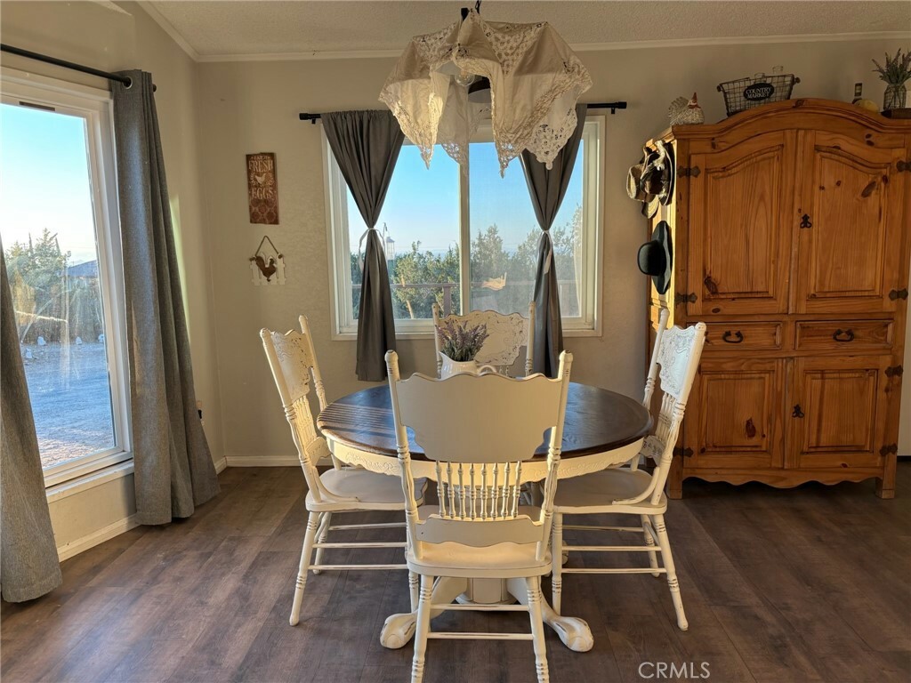 Property Photo: 2033 Hollister Road CA 92372