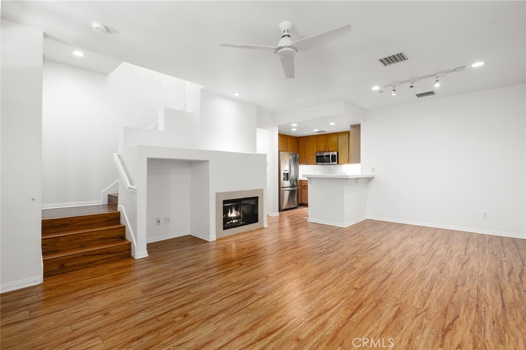 Property Photo: 127 Jadestone CA 92603