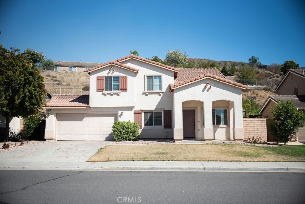 Property Photo: 29104 Escalante Road CA 92587