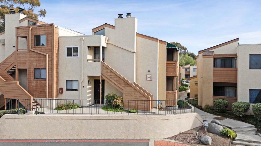 Property Photo:  2920 Briarwood Road H12  CA 91902 