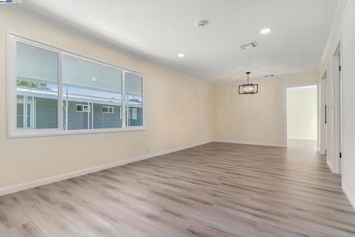 Property Photo:  30 Palm Dr  CA 94587 