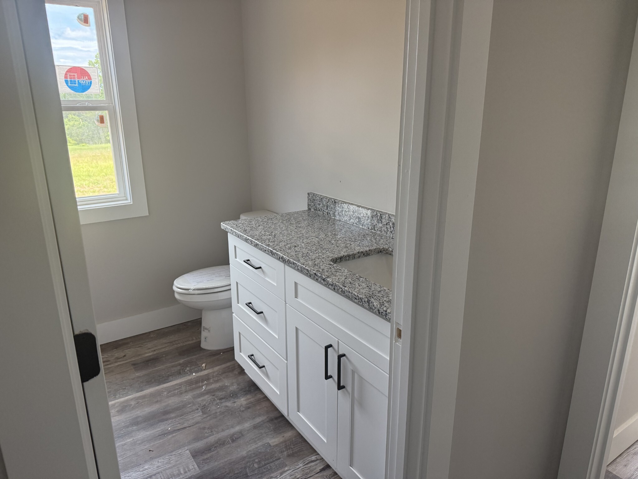 Property Photo: 431 Salem Rd TN 37110