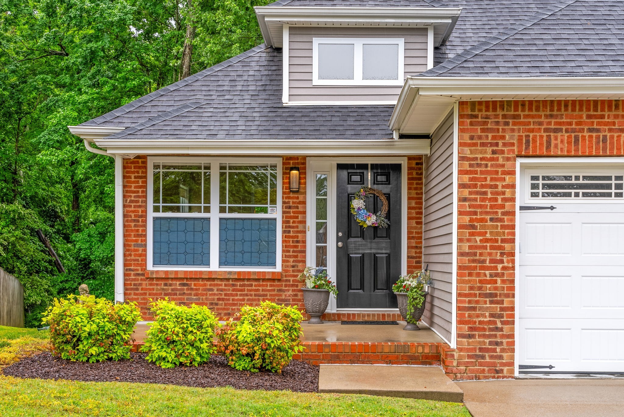 Property Photo: 309 Birdsong Trce TN 37040