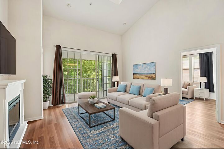 Property Photo: 8550 Touchton Road 2038 FL 32216