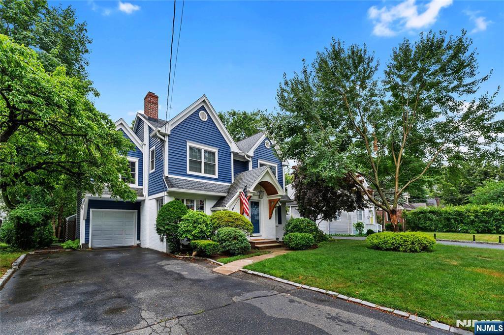 Property Photo: 11 Ramsey Terrace NJ 07410