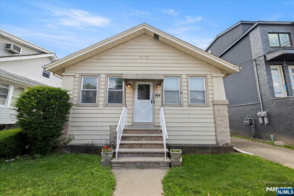 474 Lincoln Avenue  Cliffside Park NJ 07010 photo