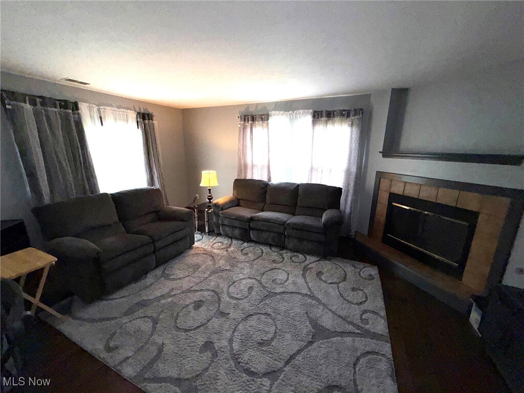 Property Photo: 3811 Northwoods Court NE 2 OH 44483