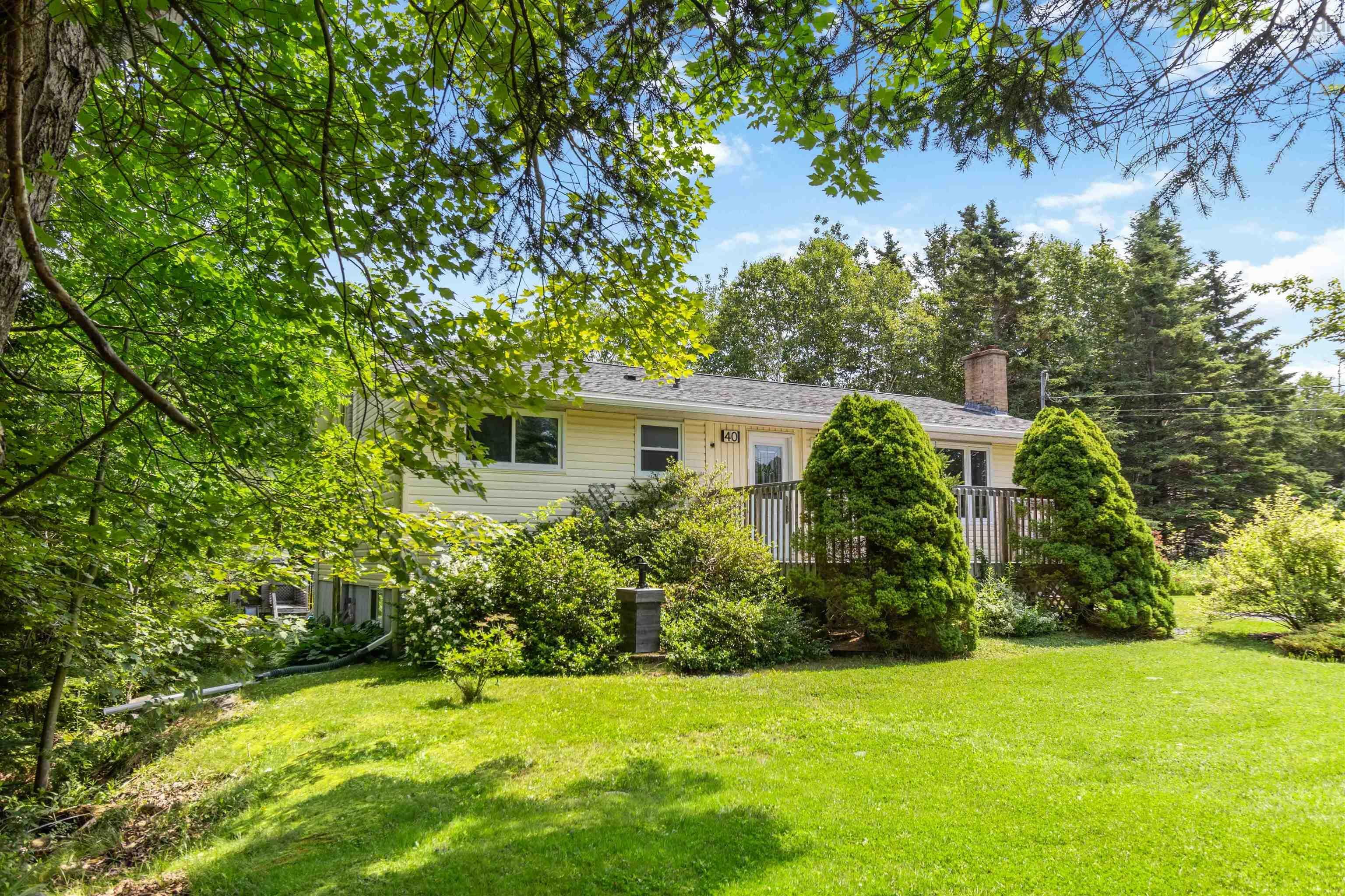 Property Photo: 40 Parkcrest Drive NS B3Z 1M1