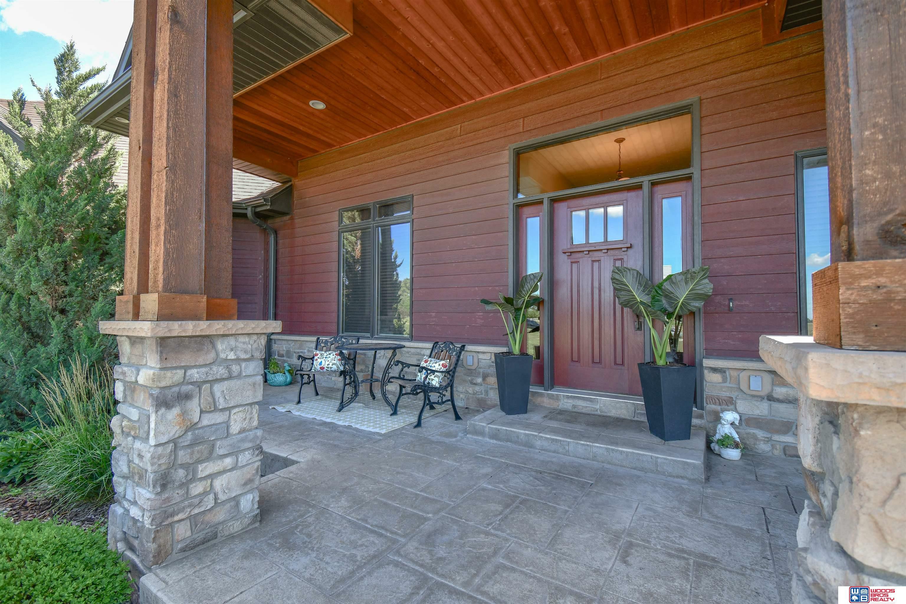 Property Photo: 460 Darby Lane NE 68446