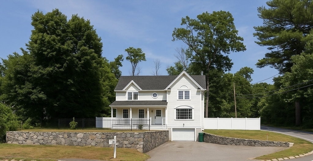 Property Photo: 20 Murray Park Rd MA 01460