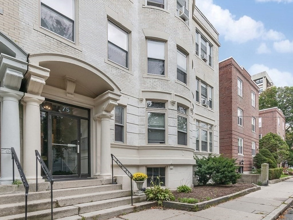 Property Photo: 75 Park Street 2 MA 02446