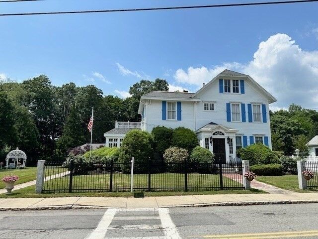 Property Photo: 46 Capron St MA 01569