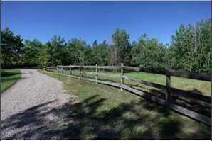 Property Photo: 2758 85 Street SW AB T3H 4C4