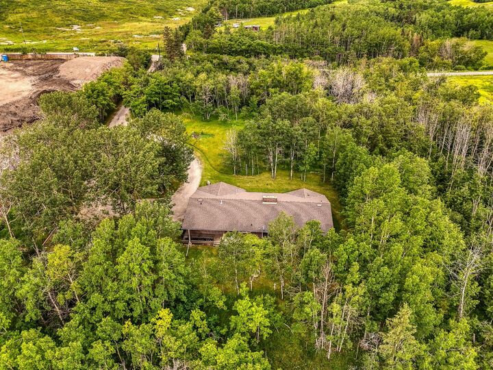 Property Photo: 2758 85 Street SW AB T3H 4C4