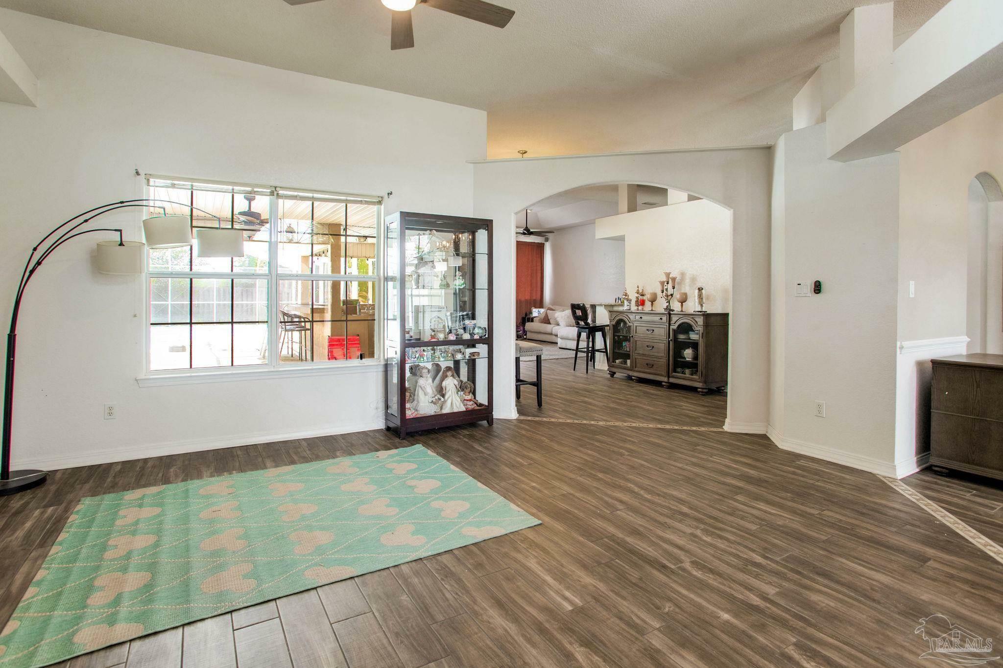 Property Photo: 8042 Mossy Creek FL 32526