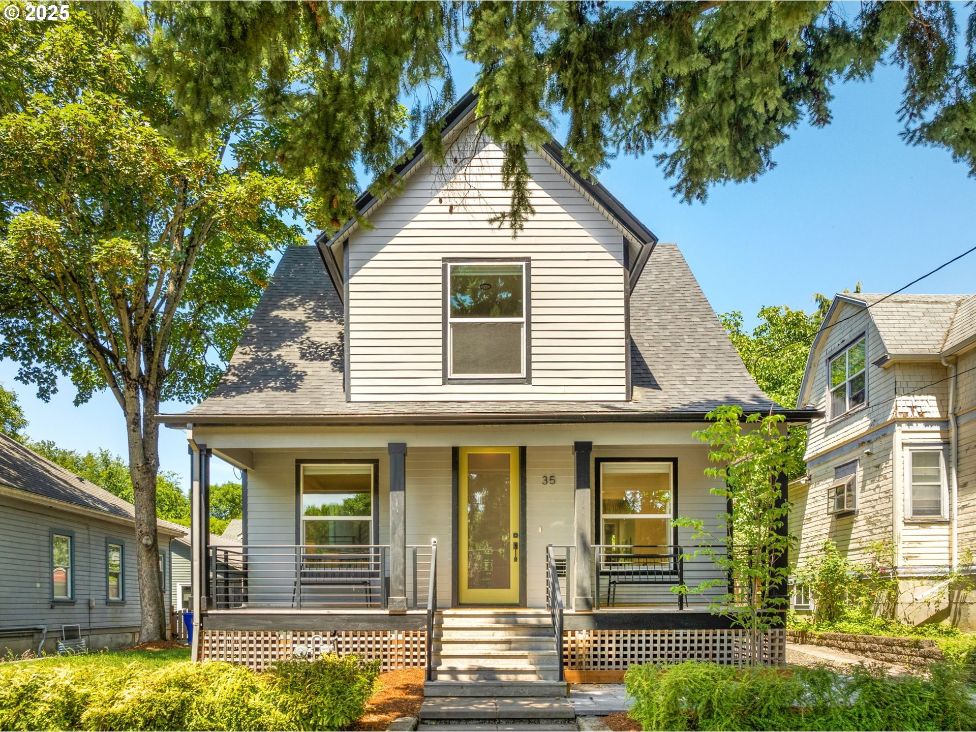 Property Photo: 35 NE Morris St OR 97212
