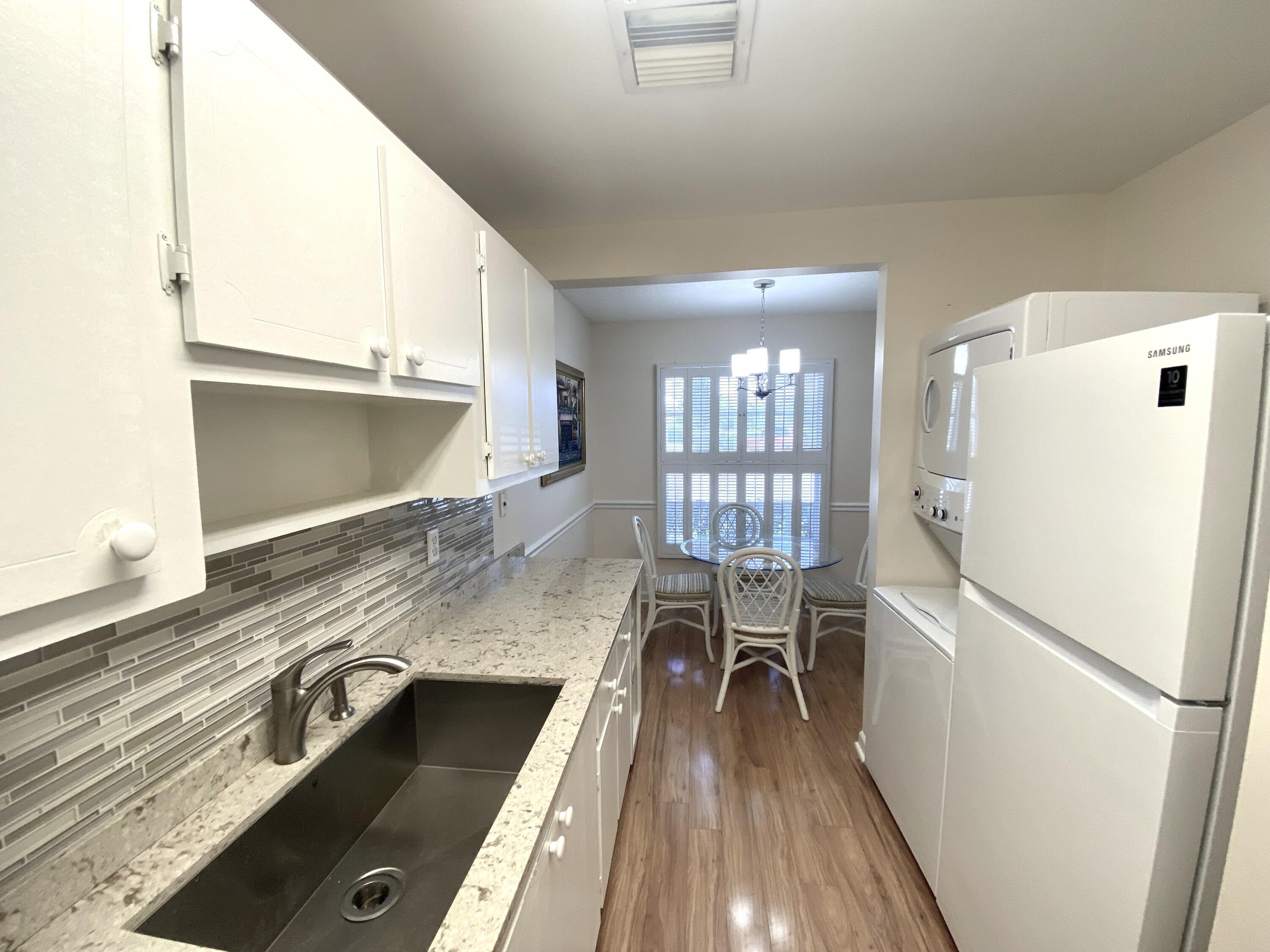 Property Photo:  2915 SW 15th Street 103  FL 33445 