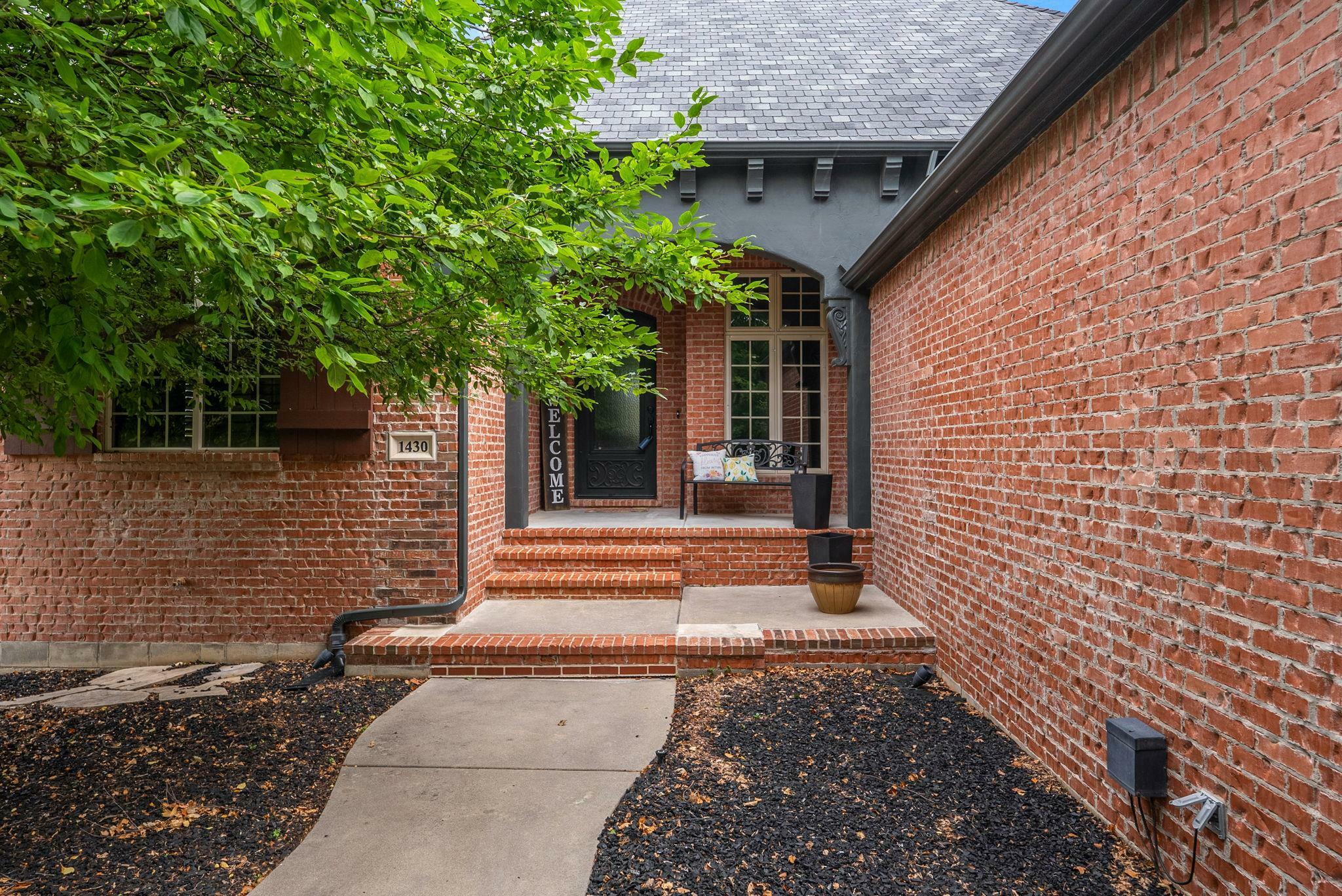 Property Photo: 1430 Chaumont Cir KS 67002