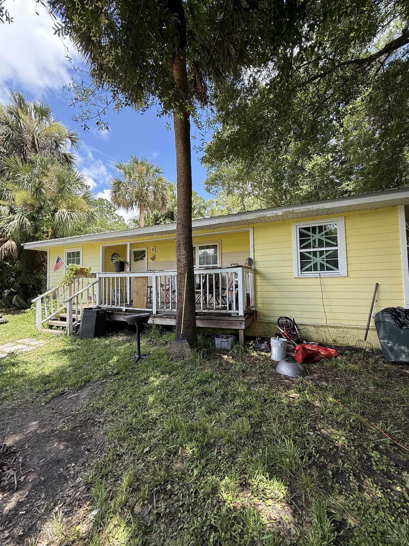 Property Photo: 290 Holmes FL 32084