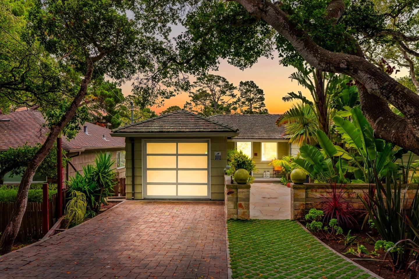 7th 2sw Forest Avenue  Carmel CA 93921 photo