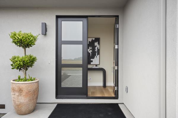 Property Photo: 575 Seymour Street CA 94019