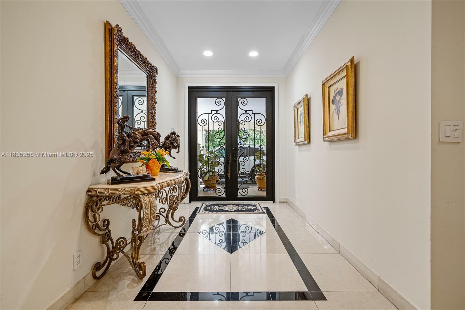 Property Photo: 10735 SW 58th Ave FL 33156