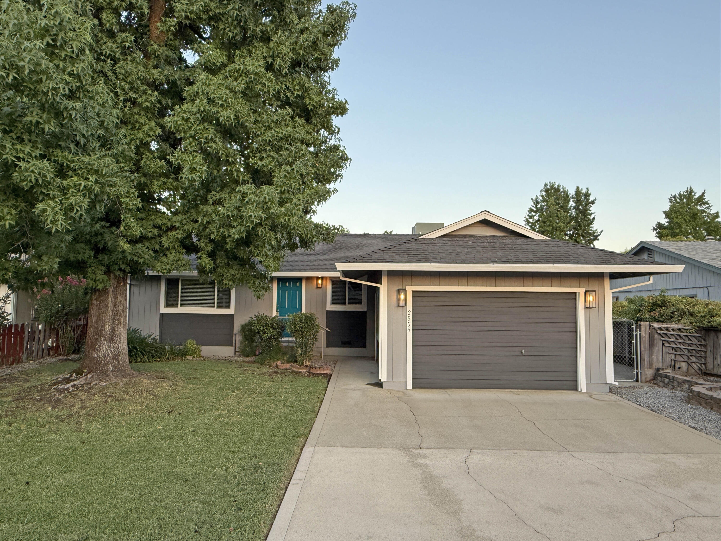 2855 Red Bud Lane  Anderson CA 96007 photo