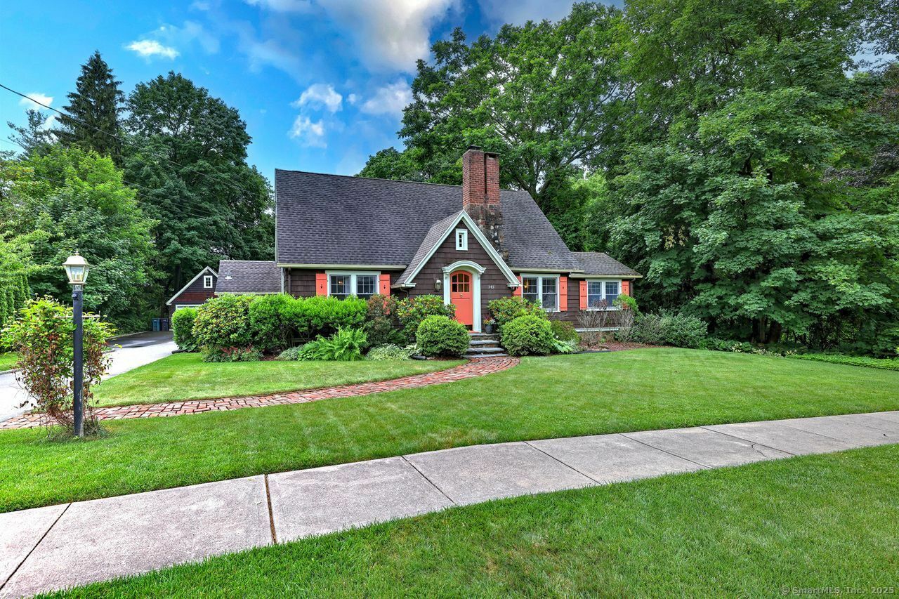 Property Photo: 345 Spring Street CT 06410
