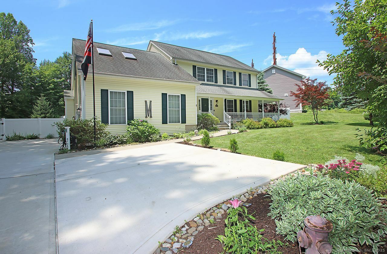 Property Photo: 362 Main Street CT 06451