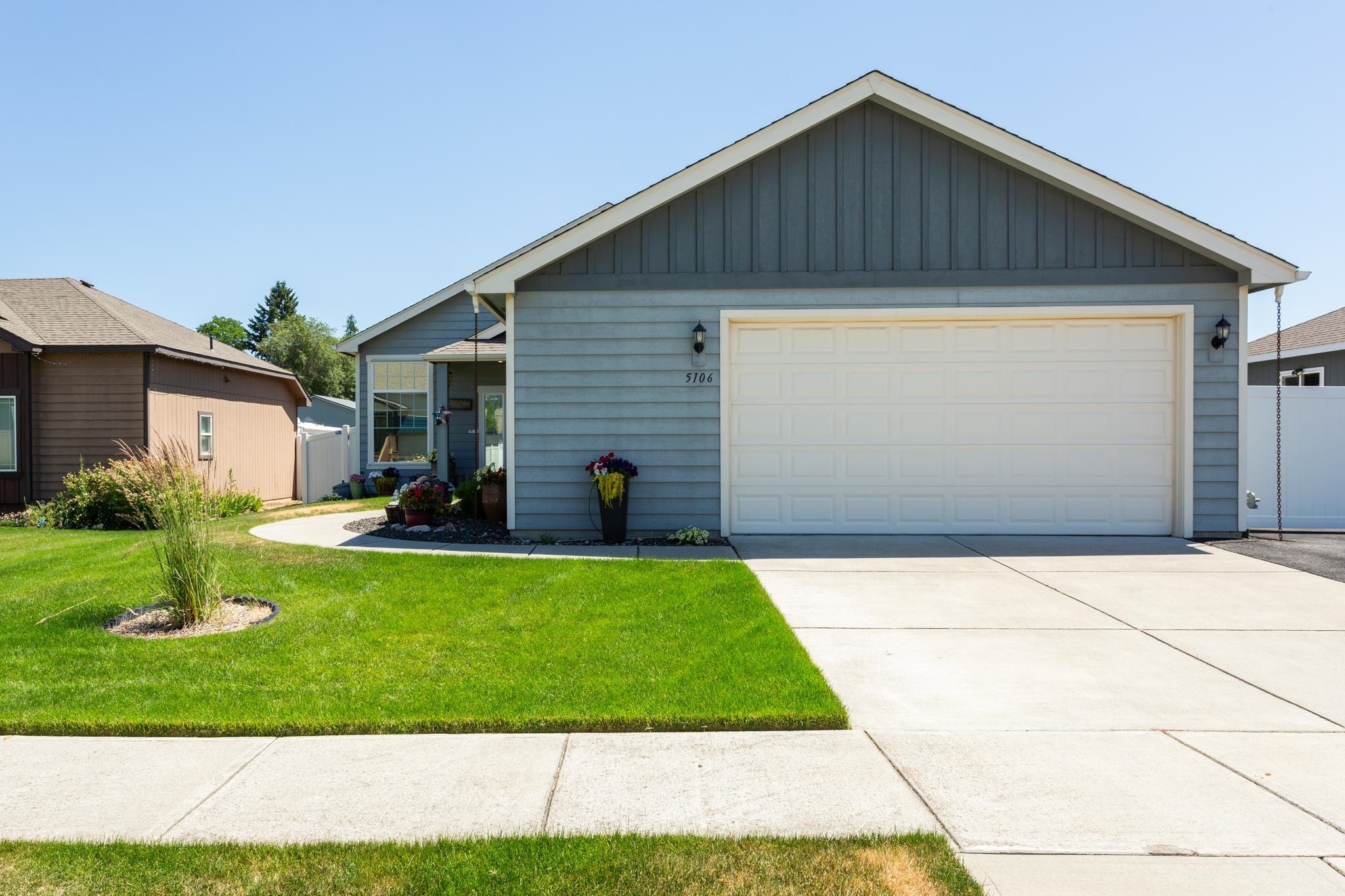 Property Photo: 5106 N N Avalon St St WA 99216