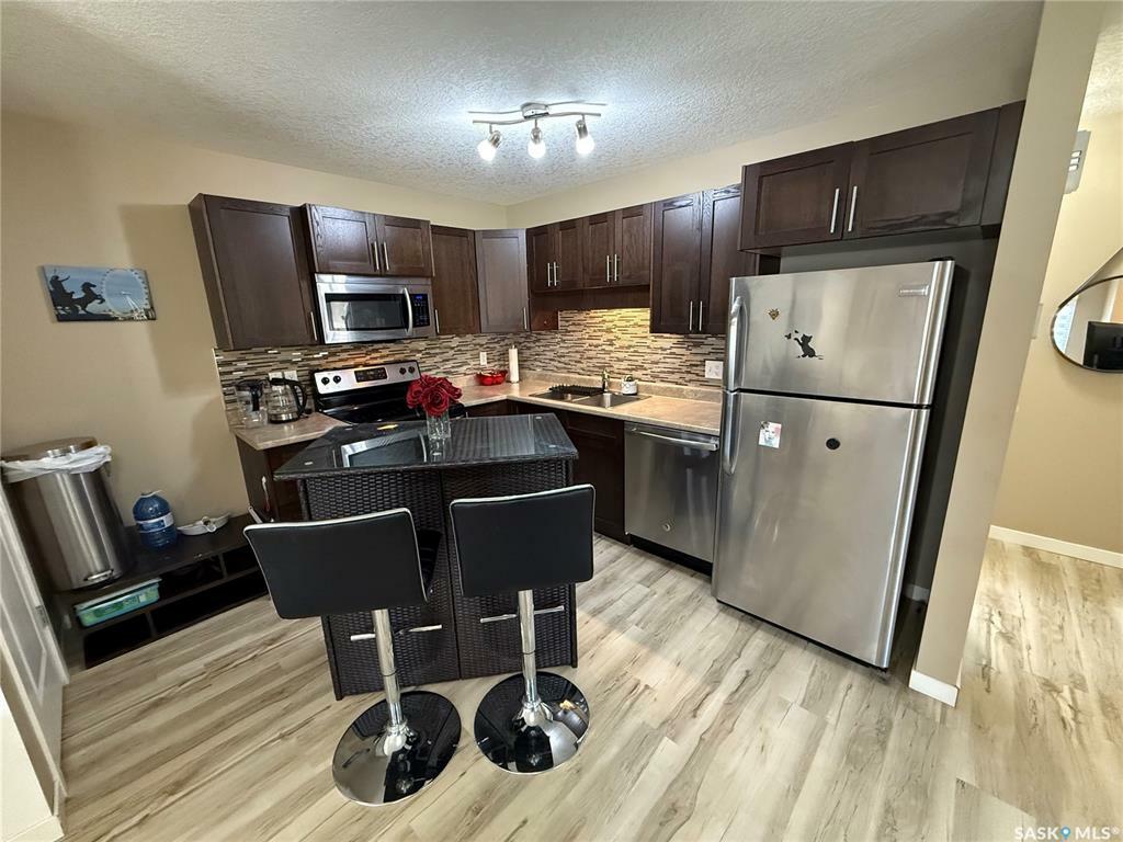 Property Photo: 5541 Blake Crescent 42 SK S4X 0J1