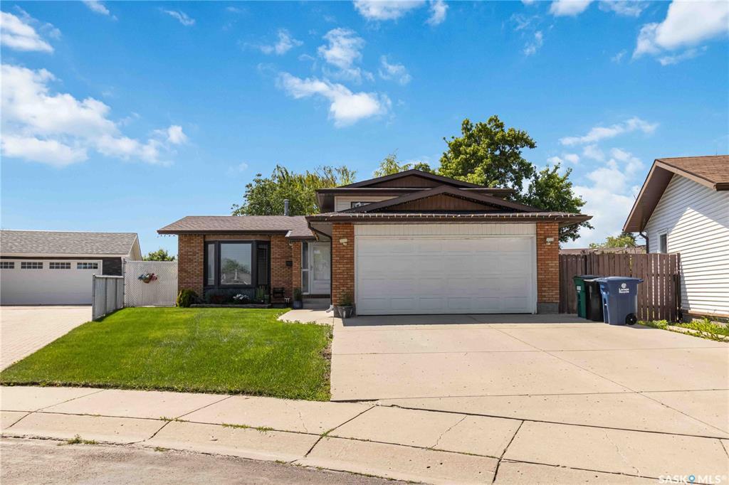 315 Sherry Crescent  Saskatoon SK S7M 5S1 photo