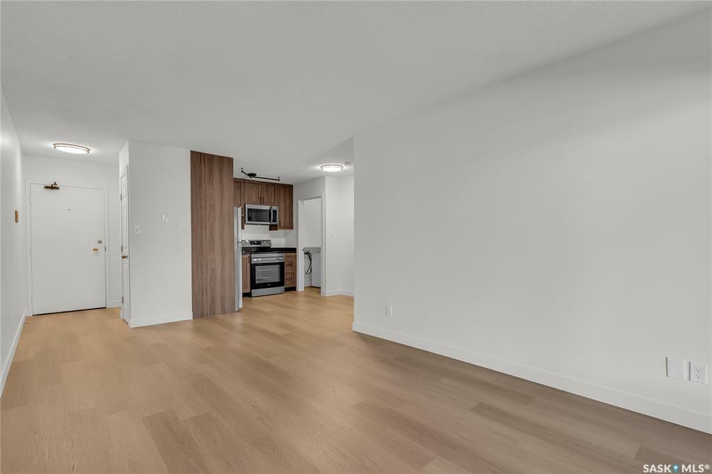 Property Photo: 9 Pearson Place 3 SK S7L 4S7
