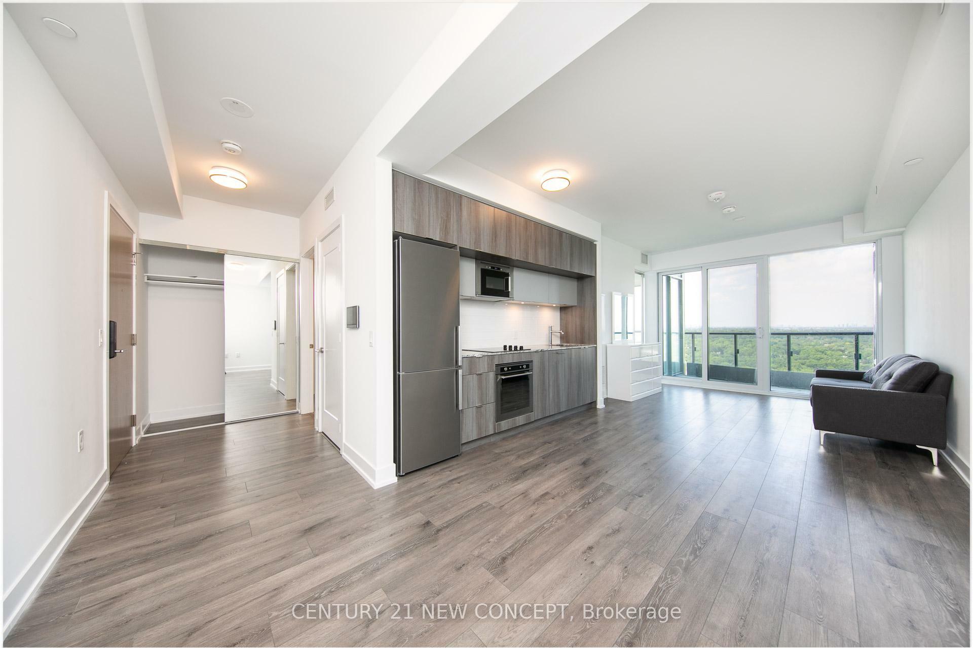 Property Photo: 585 Bloor Street S 2724 ON M4W 0B3