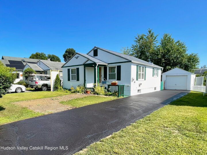 130 Wrentham  Kingston NY 12401 photo