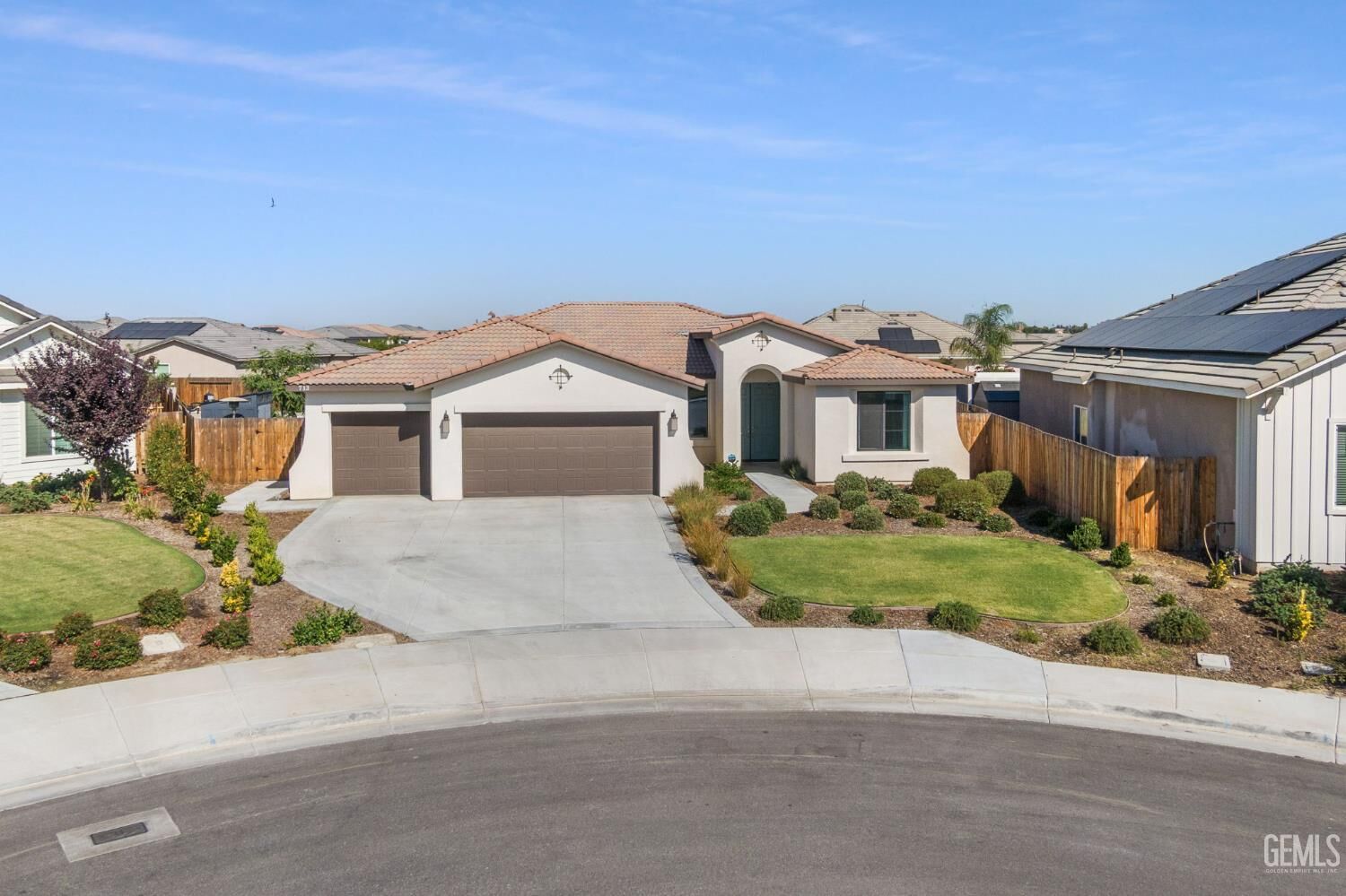 Property Photo:  713 Winooski Court  CA 93314 